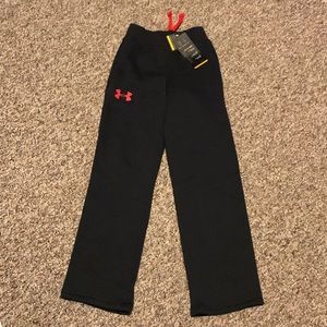 New Under Armour Performance Youth Boys XS Black With red All Season Gear Pants